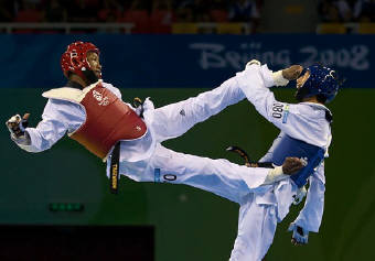 Taekwondo double kick